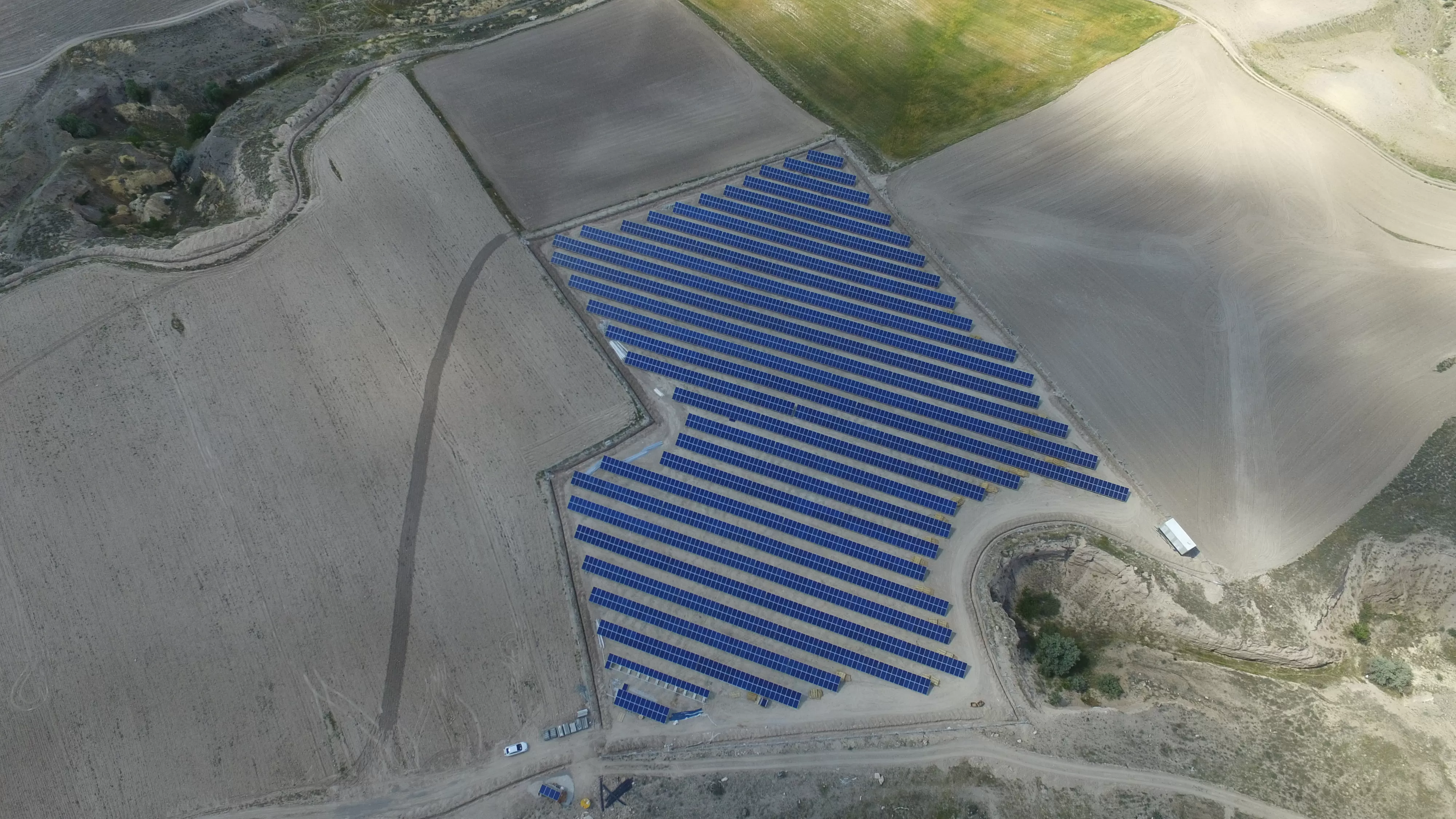 SURES 1 ENERJİ ARAZİ GES 1144 kWP