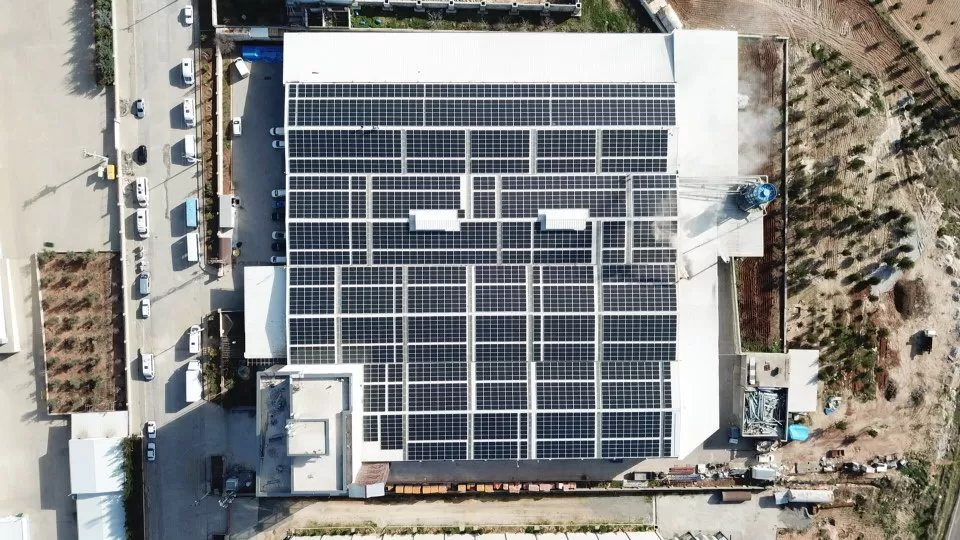 ÖZGÜR ÇELİK ÇATI GES 1097.85 kWP